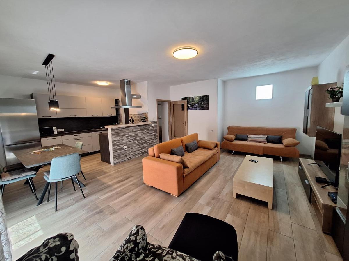 Apartma Kanal Buitenkant foto